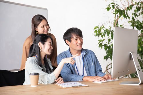 �p�\�R���Ɛl